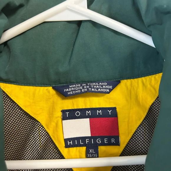 Tommy Hilfiger Vintage Yellow Full Zip Hooded Windbreaker - Picture 5 of 5